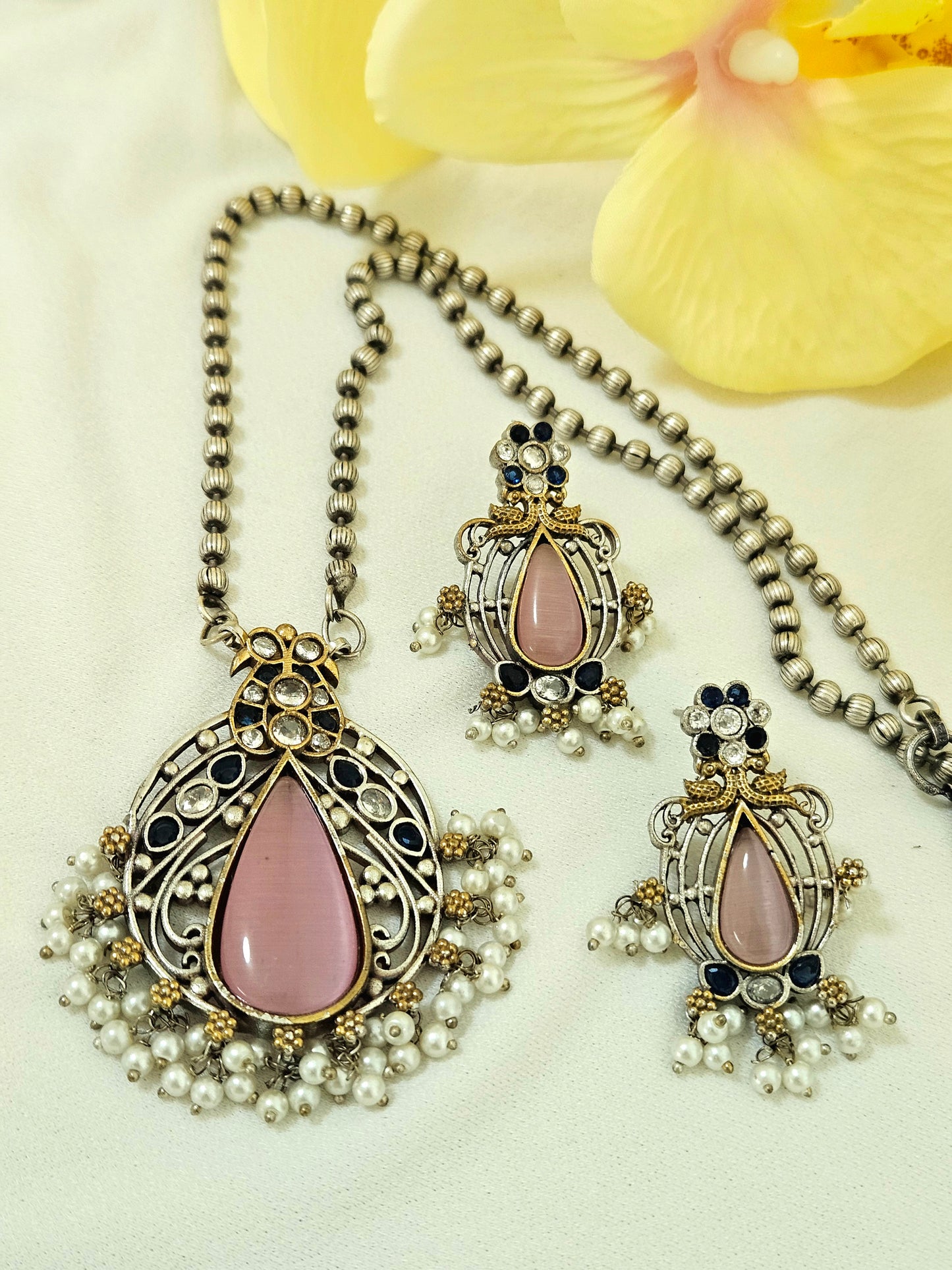 Silver Replica Dual Tone Monalisa Stone Chain Pendant Set