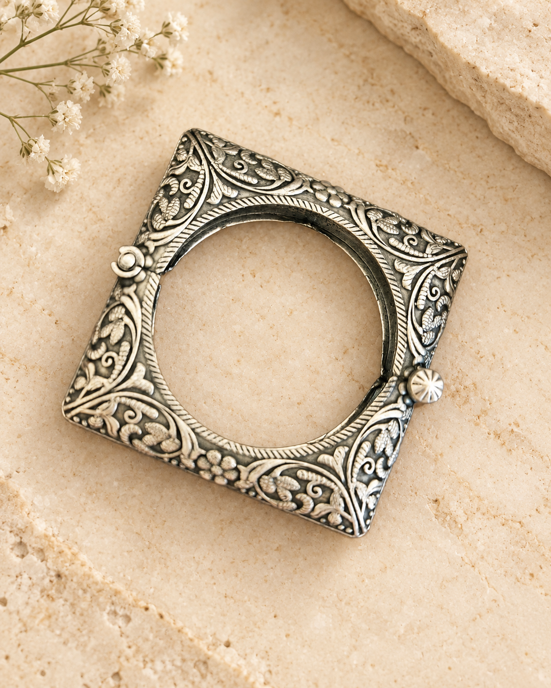 Square Floral Silver Lookalike Openable Kada