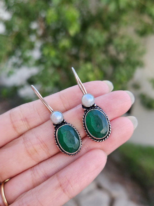 Silver Look Alike Hook Earrings Pearl with Cut Stones
